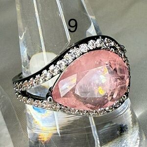 Bomb Party Rose Quartz on Hematite 
Size 9